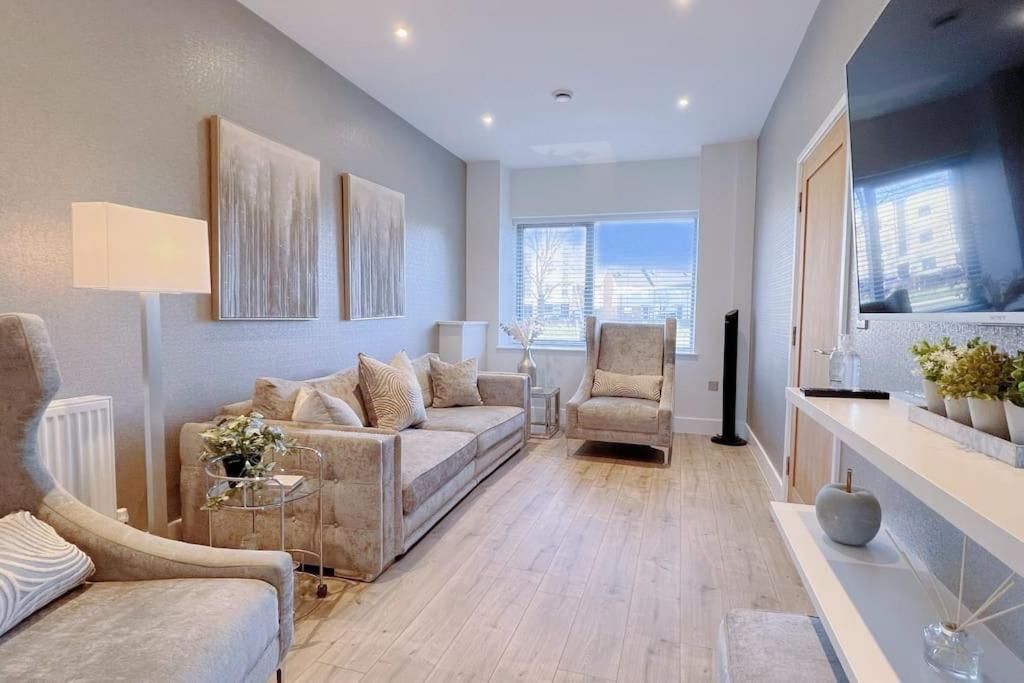 No6, Luxury Townhouse Near Bicester Village מראה חיצוני תמונה